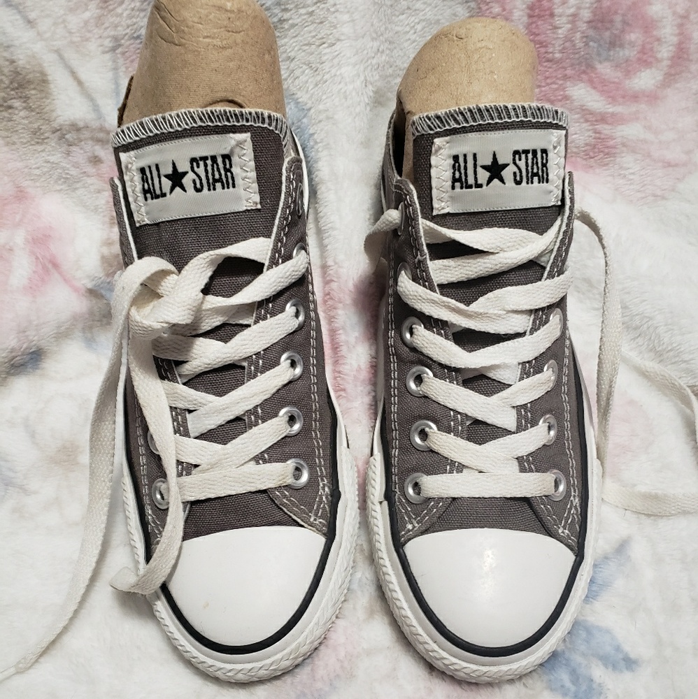 Converse All Star sneakers women size 7 men size 5